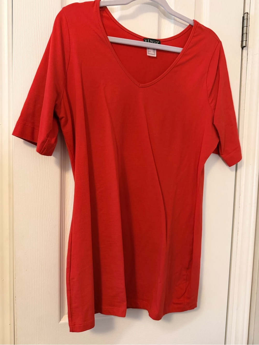 VENUS Bright Red V-Neck Short Sleeve Top